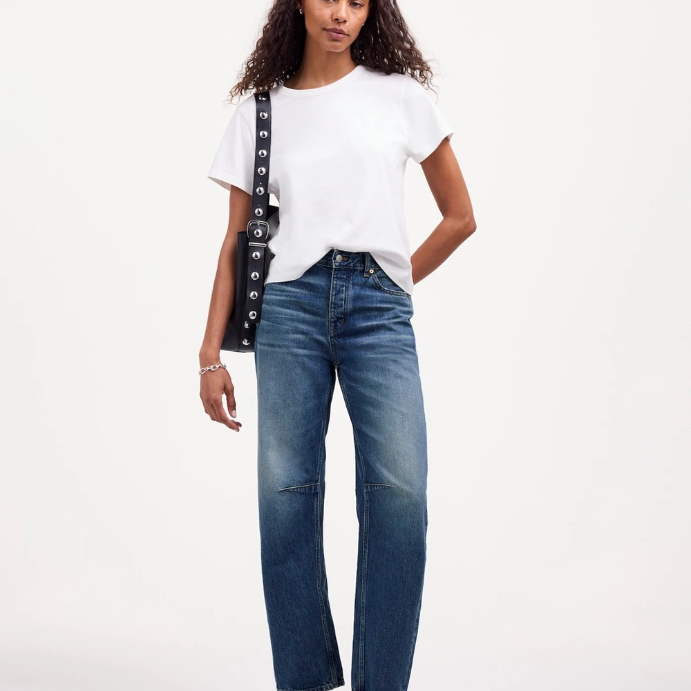 Madewell The Darted Barrel-Leg Jean in Irmo Wash